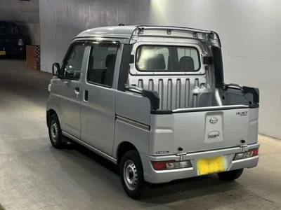 Daihatsu Hijet Deck Van