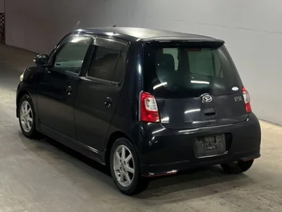 Daihatsu Esse