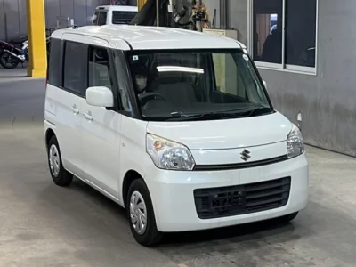 Suzuki Spacia