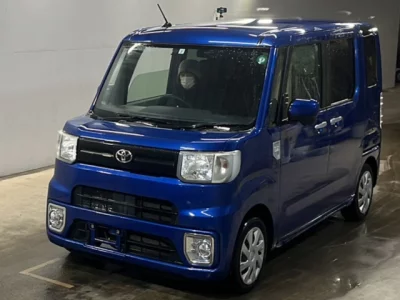 Toyota PIXIS MEGA