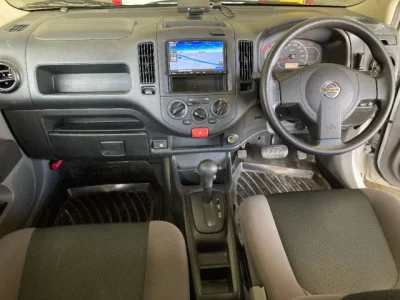 Nissan AD