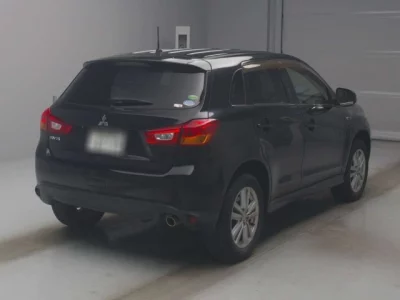 Mitsubishi RVR