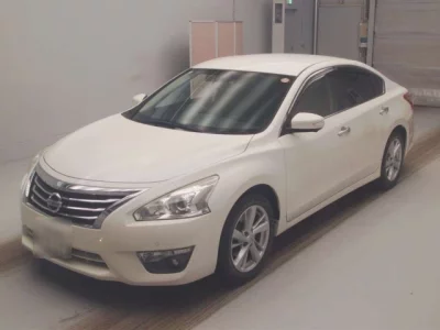 Nissan TEANA