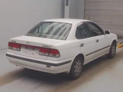 Nissan SUNNY