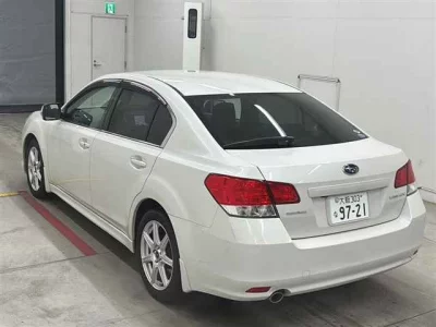 Subaru LEGACY B4