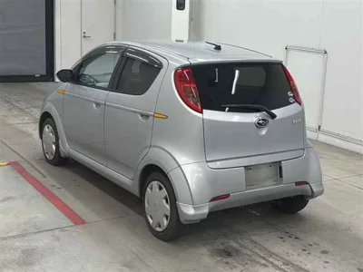 Subaru R2