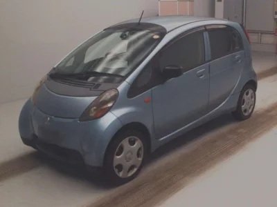Mitsubishi i