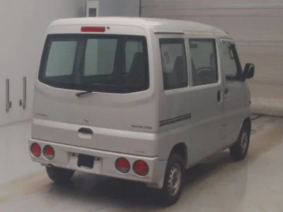 Mitsubishi Minicab Van