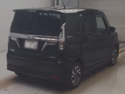 Mitsubishi Delica D:2
