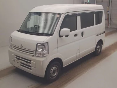 Mitsubishi Minicab Van