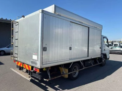 Mitsubishi Fuso Canter