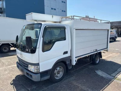Mazda Titan
