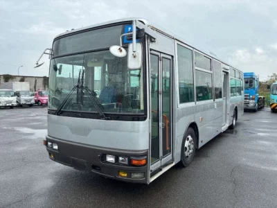 Mitsubishi Aero Midi