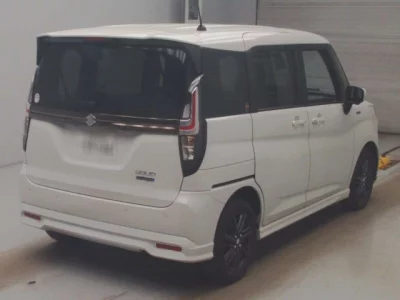 Suzuki Solio