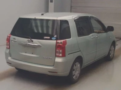 Toyota Raum