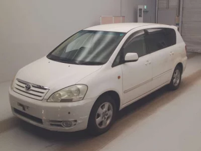 Toyota Ipsum