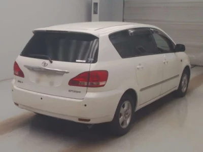 Toyota Ipsum