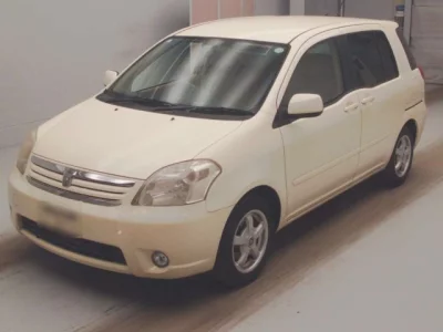 Toyota Raum