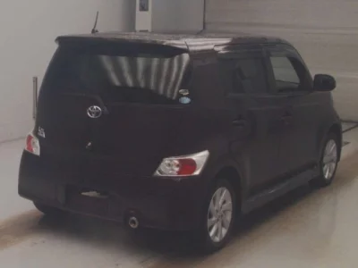 Toyota bB