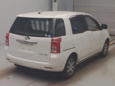 Toyota Raum