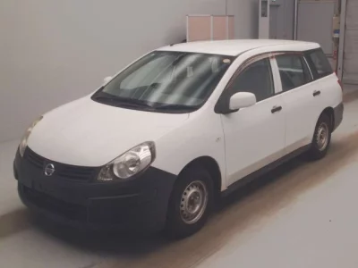 Nissan AD