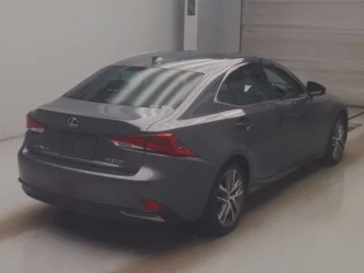 Lexus IS300h