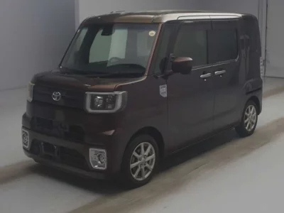 Toyota PIXIS MEGA