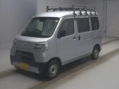 Toyota Pixis Van