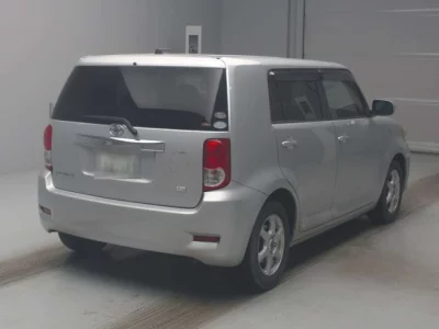 Toyota COROLLA RUMION