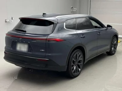 Toyota Crown Estate