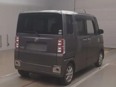 Toyota PIXIS MEGA