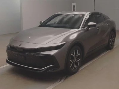 Toyota CROWN CROSSOVER