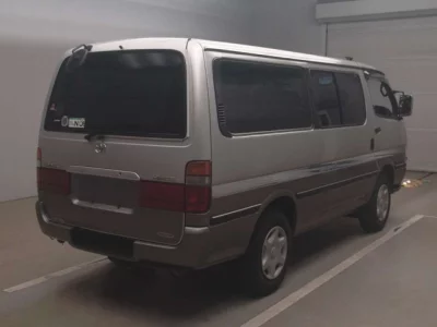 Toyota HiAce Van