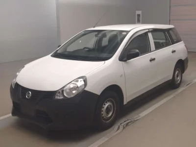 Nissan AD