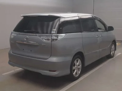 Toyota ESTIMA HYBRID