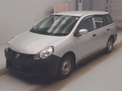 Nissan AD