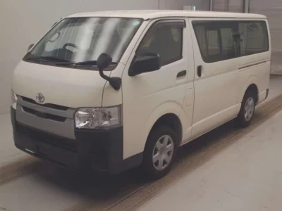 Toyota RegiusAce