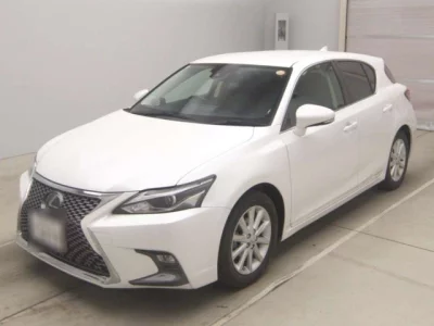 Lexus CT200h