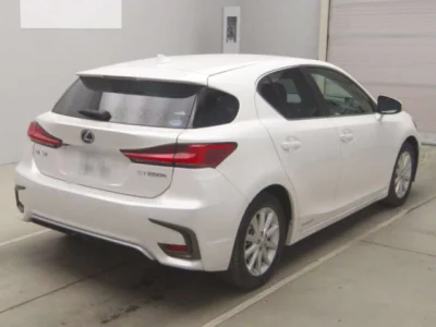 Lexus CT200h