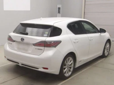 Lexus CT200h