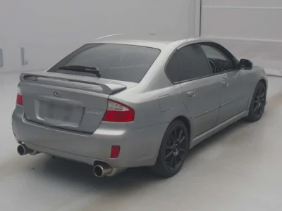 Subaru LEGACY B4