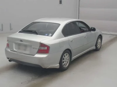 Subaru LEGACY B4