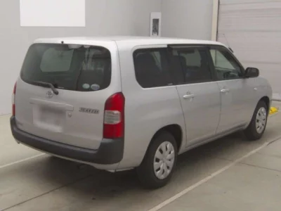 Toyota SUCCEED