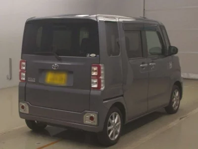 Toyota PIXIS MEGA