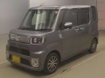 Toyota PIXIS MEGA
