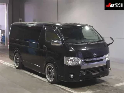Toyota HiAce Van