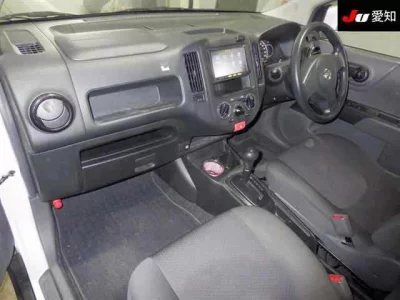 Nissan AD