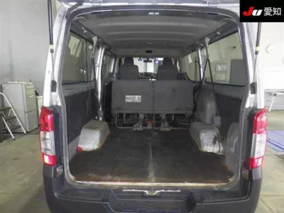 Nissan Caravan