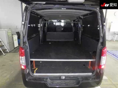 Nissan Caravan