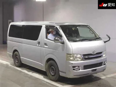 Toyota HiAce Van